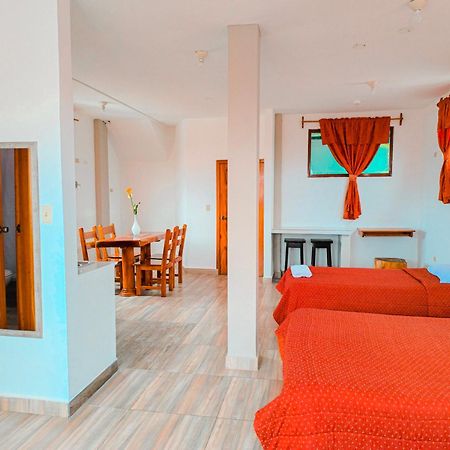 Suites En El Centro Puerto Ayora  Exterior photo